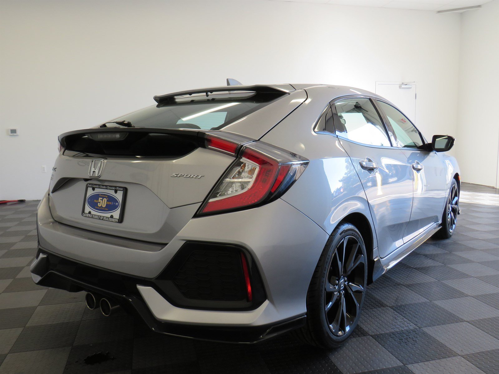 Pre-Owned 2018 Honda Civic Hatchback Sport FWD Hatchback